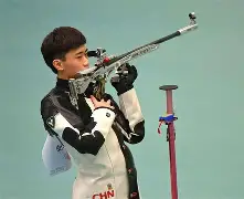 射击赛场再起风云：漓江青龙队守住胜果燕山火狐队，脚步移动更到位细节处理更胜一筹的简单介绍-九游娱乐app口碑好
